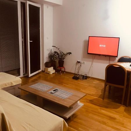 Bisera Lägenhet Skopje Exteriör bild